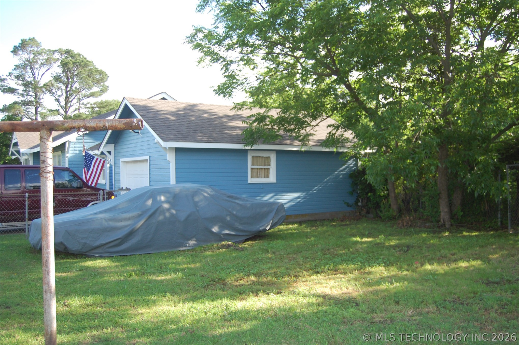 1202 W Broadway Street Henryetta OK 74437