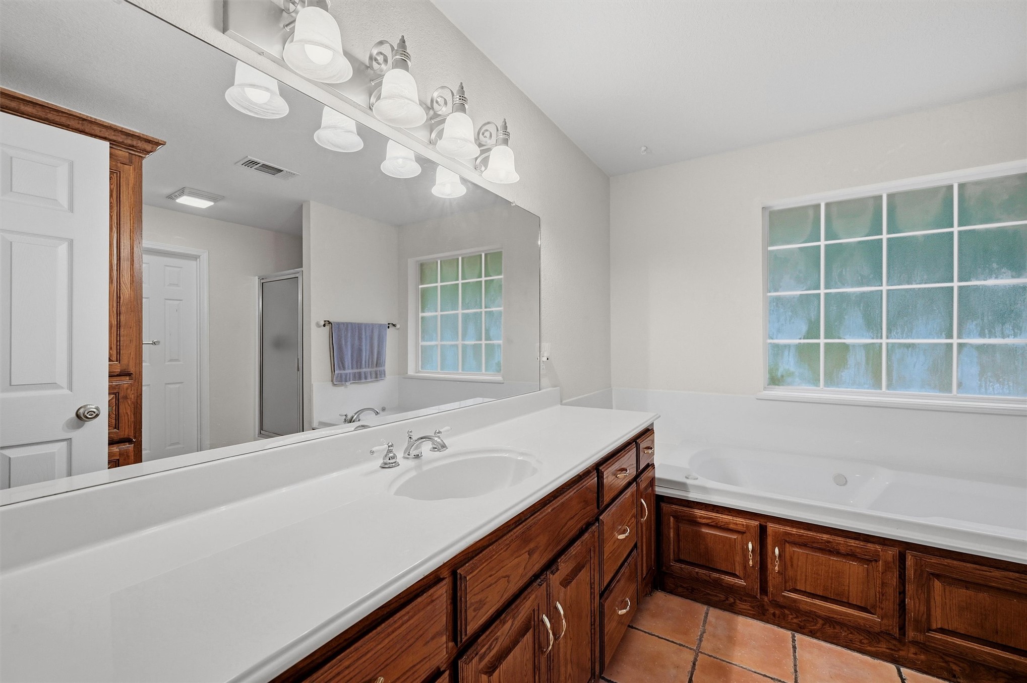 197 Green Oaks Cartwright OK 74731