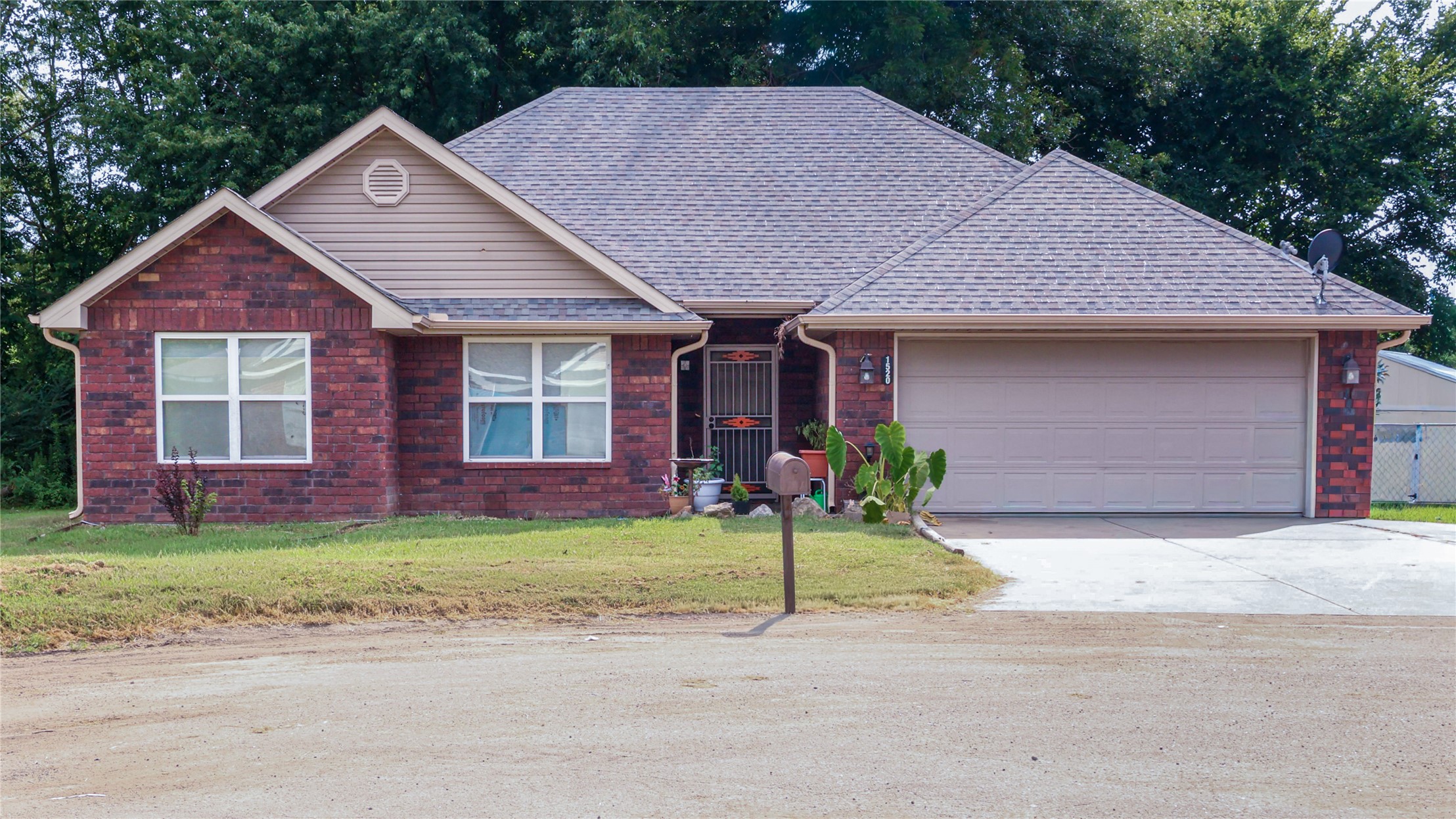 1520 Cherokee Rock Road Muldrow OK 74948