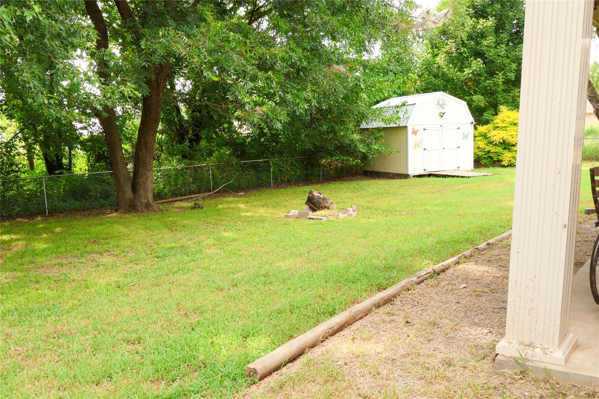 1520 Cherokee Rock Road Muldrow OK 74948