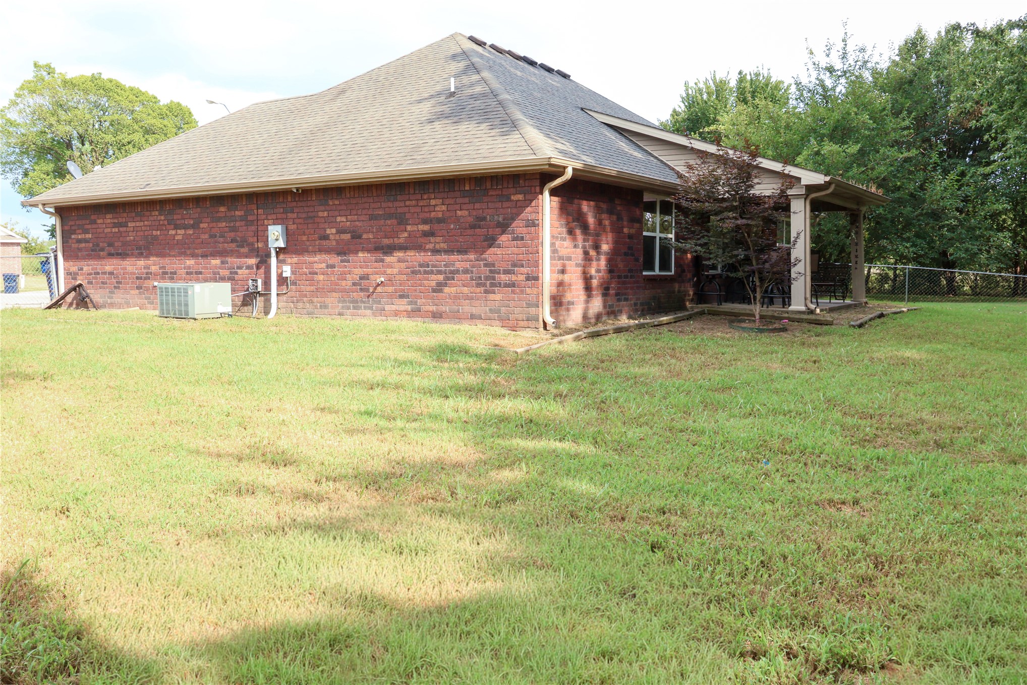 1520 Cherokee Rock Road Muldrow OK 74948