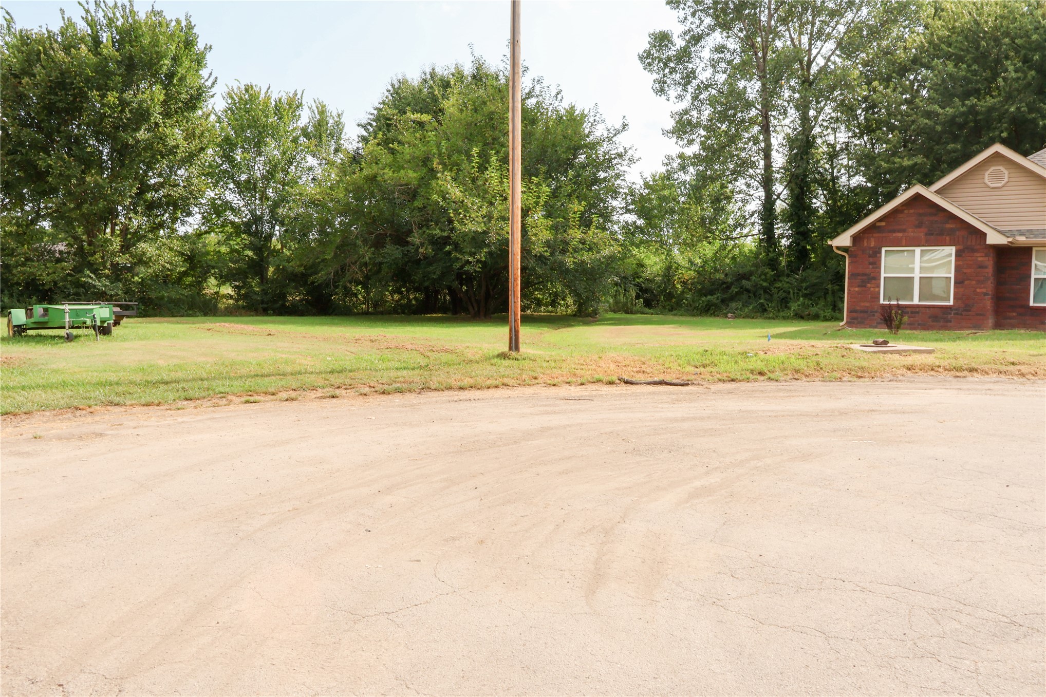 1520 Cherokee Rock Road Muldrow OK 74948