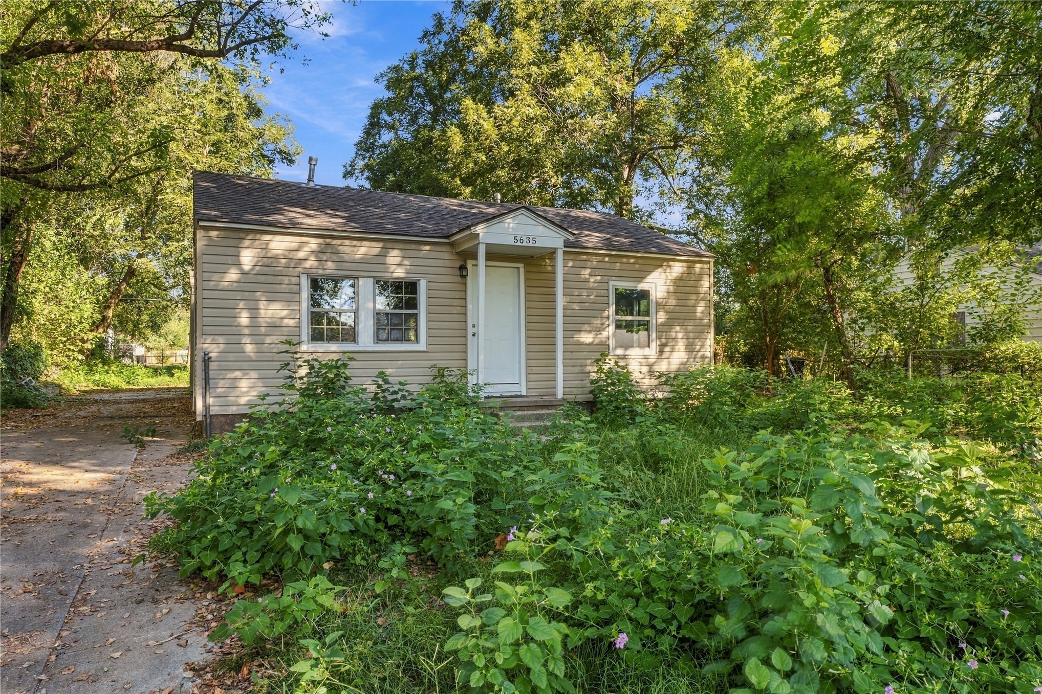 5635 W 3rd Street Tulsa OK 74127