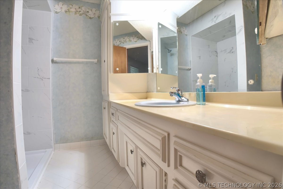 7705 S Park Avenue Broken Arrow OK 74011