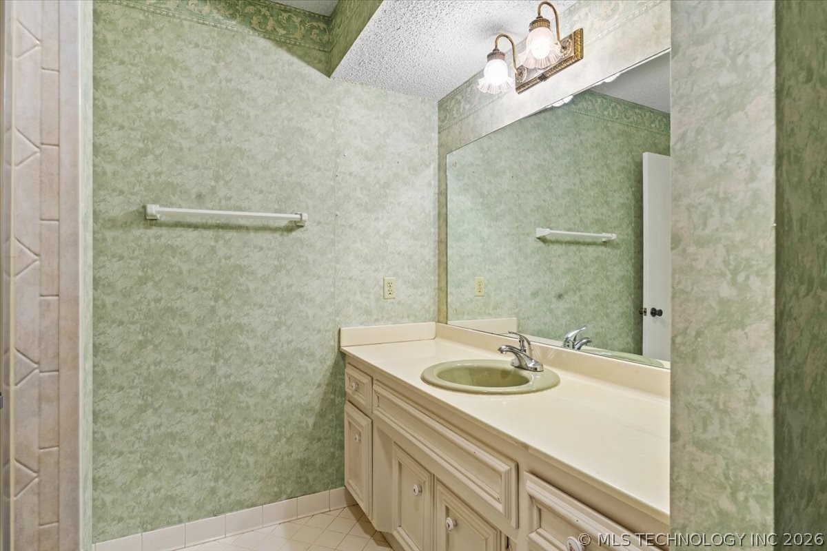 7705 S Park Avenue Broken Arrow OK 74011