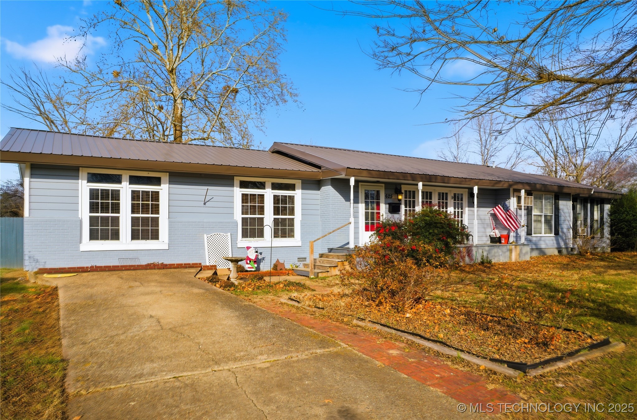 625 W Allison Avenue Stilwell OK 74960