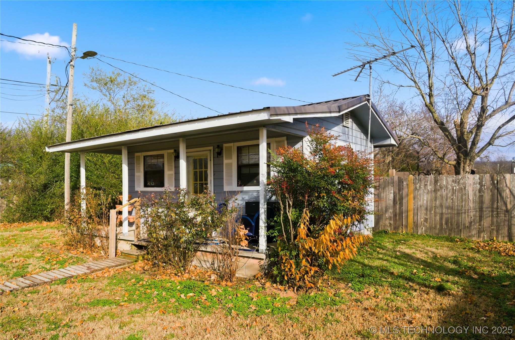 625 W Allison Avenue Stilwell OK 74960