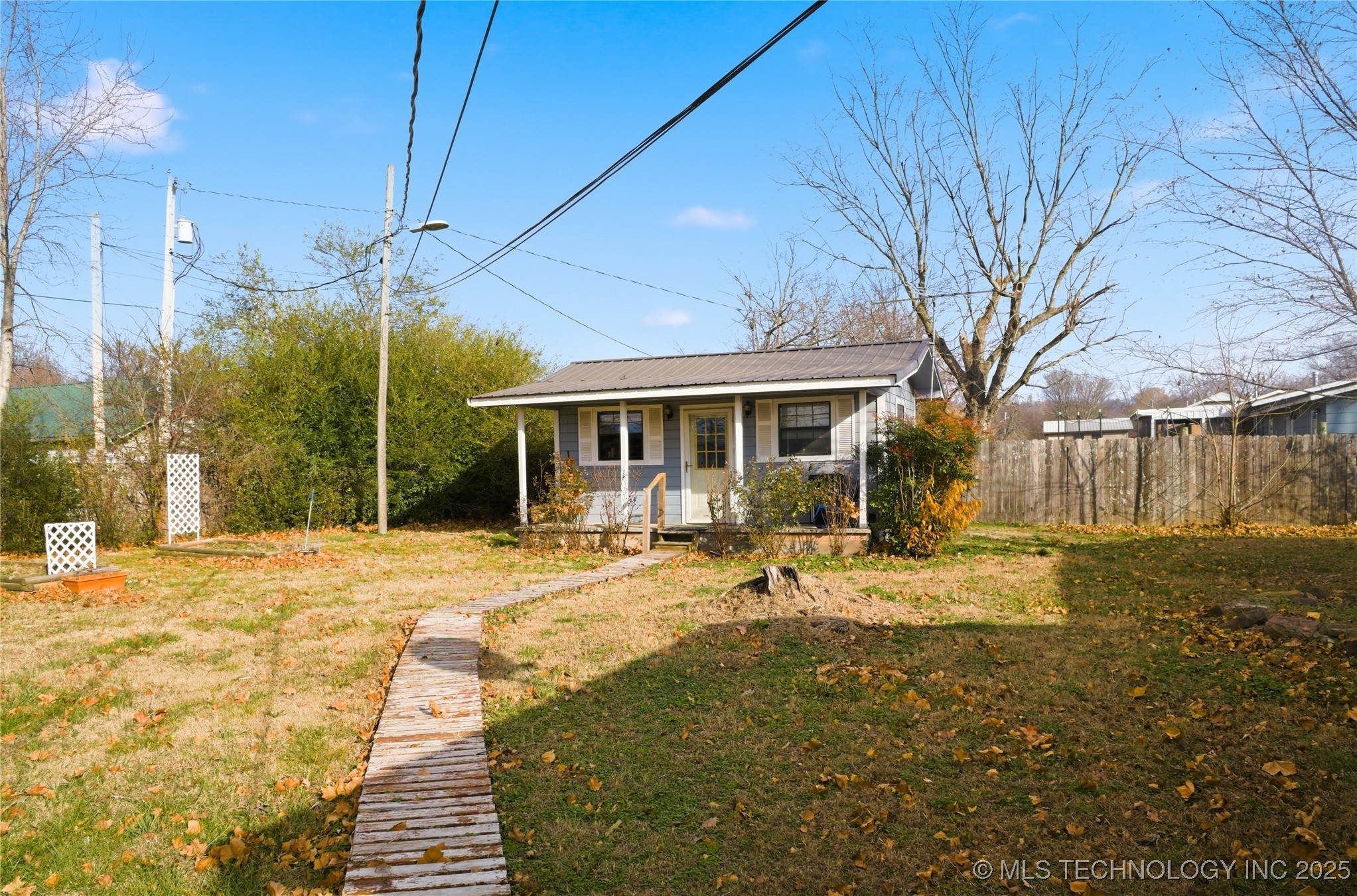 625 W Allison Avenue Stilwell OK 74960