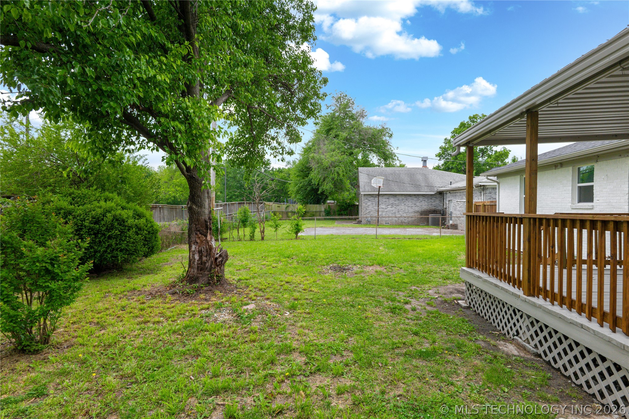 527 S 108th Eastavenue Tulsa OK 74128