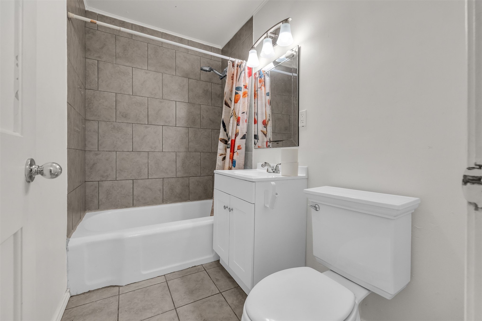 44 S 71st Eastavenue Tulsa OK 74112