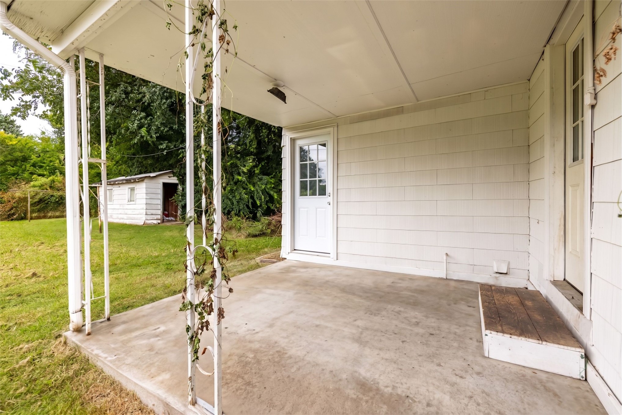 44 S 71st Eastavenue Tulsa OK 74112
