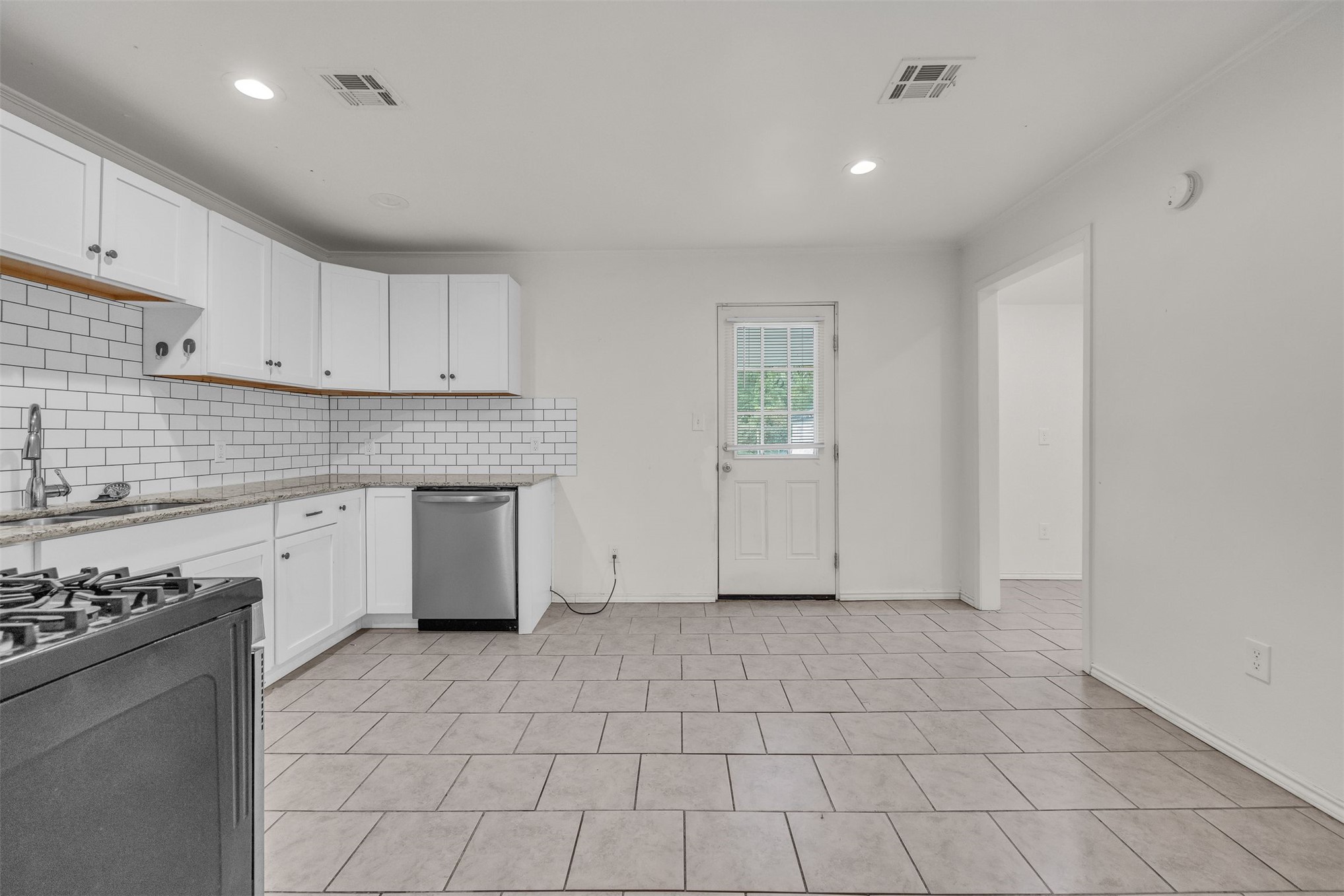 44 S 71st Eastavenue Tulsa OK 74112