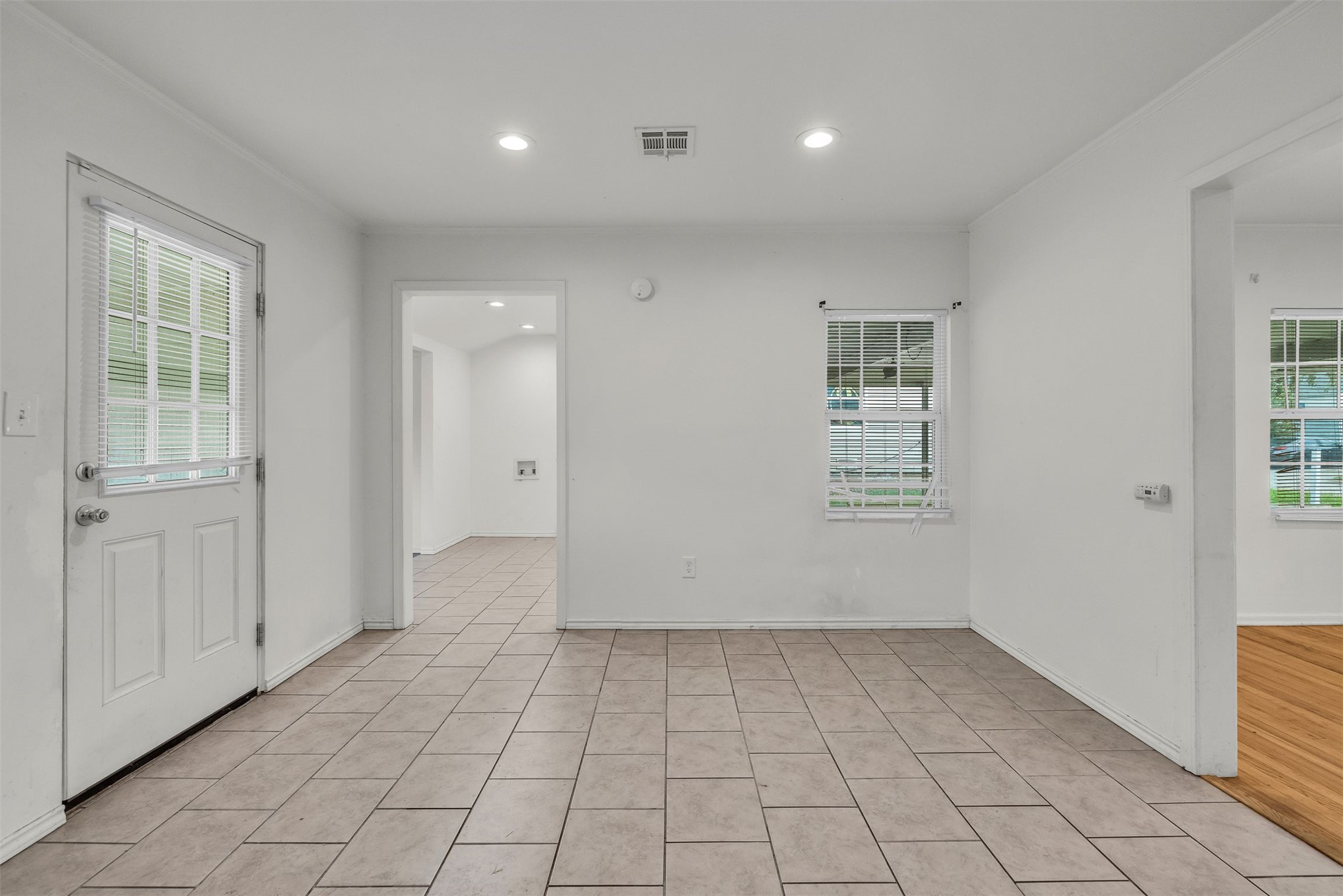 44 S 71st Eastavenue Tulsa OK 74112