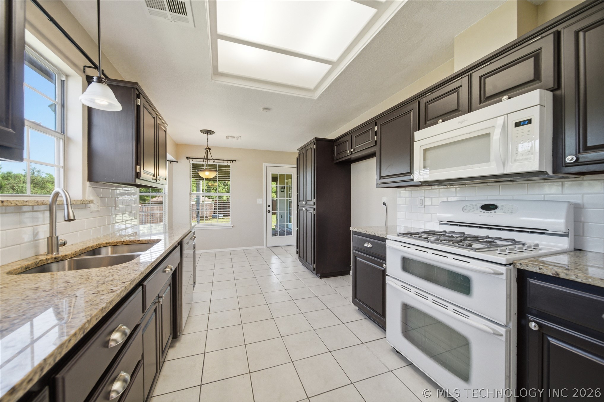 302 W 37th Place Sand Springs OK 74063