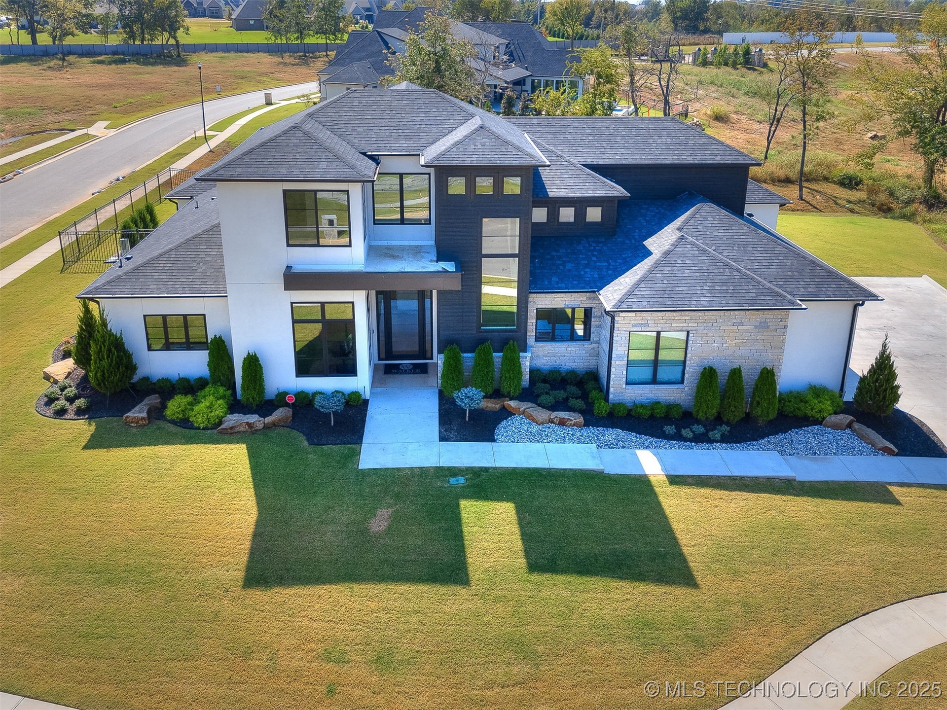 8707 E Elgin Street Broken Arrow OK 74014