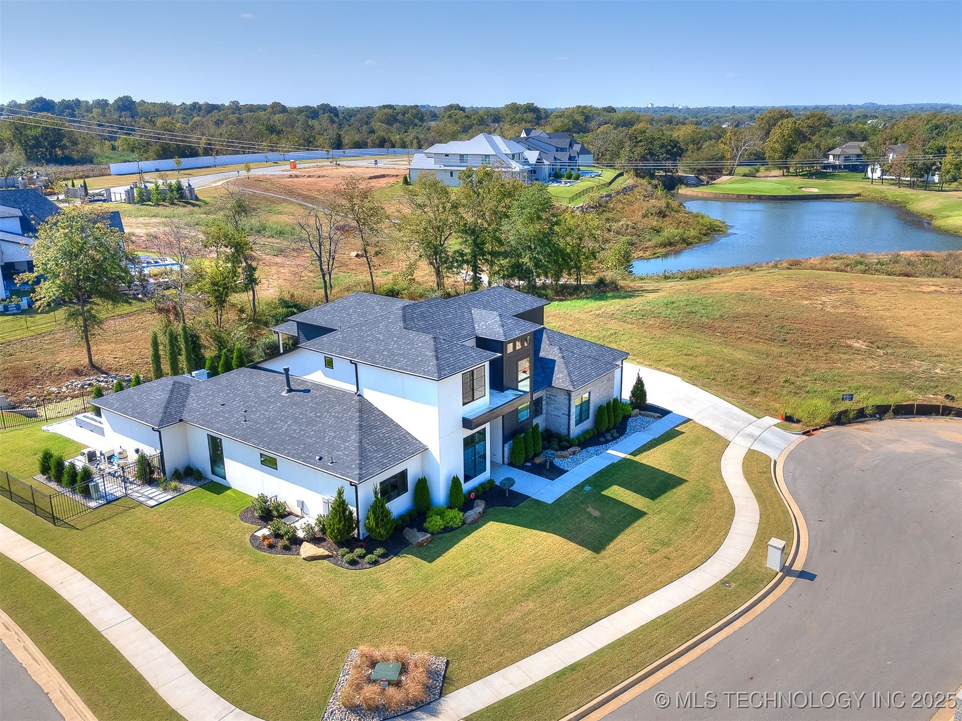 8707 E Elgin Street Broken Arrow OK 74014