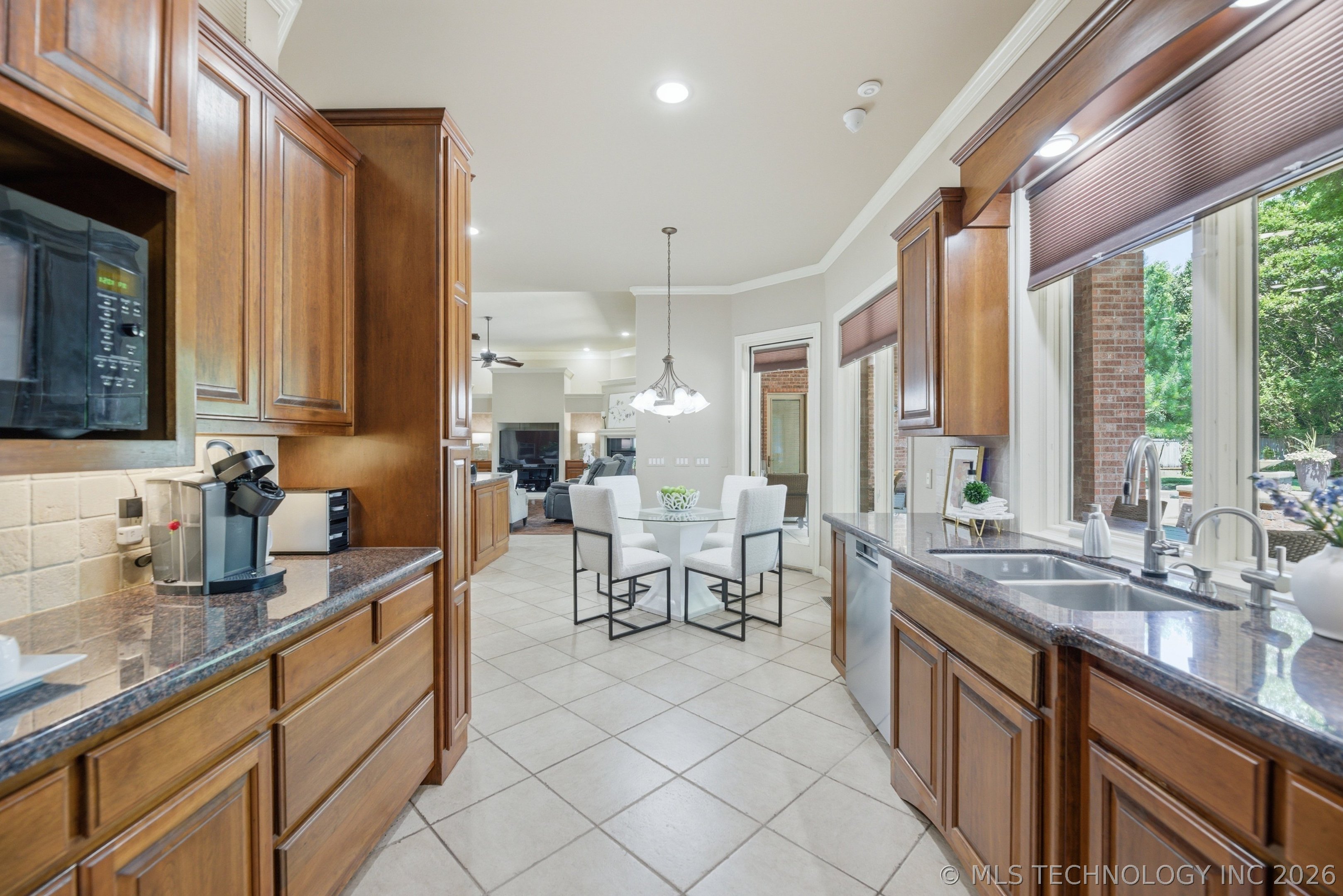 6635 E 107th Street Tulsa OK 74133