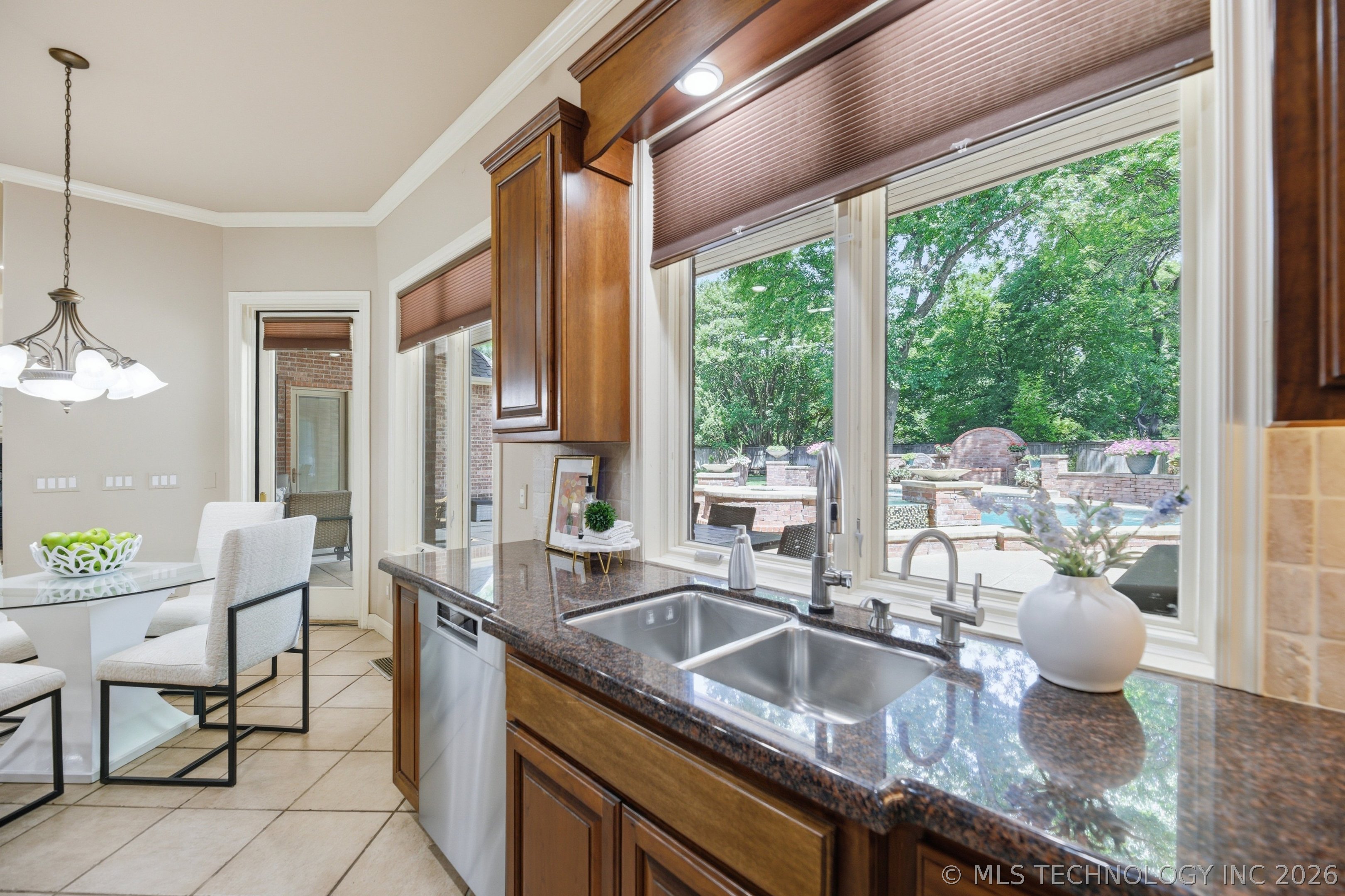 6635 E 107th Street Tulsa OK 74133