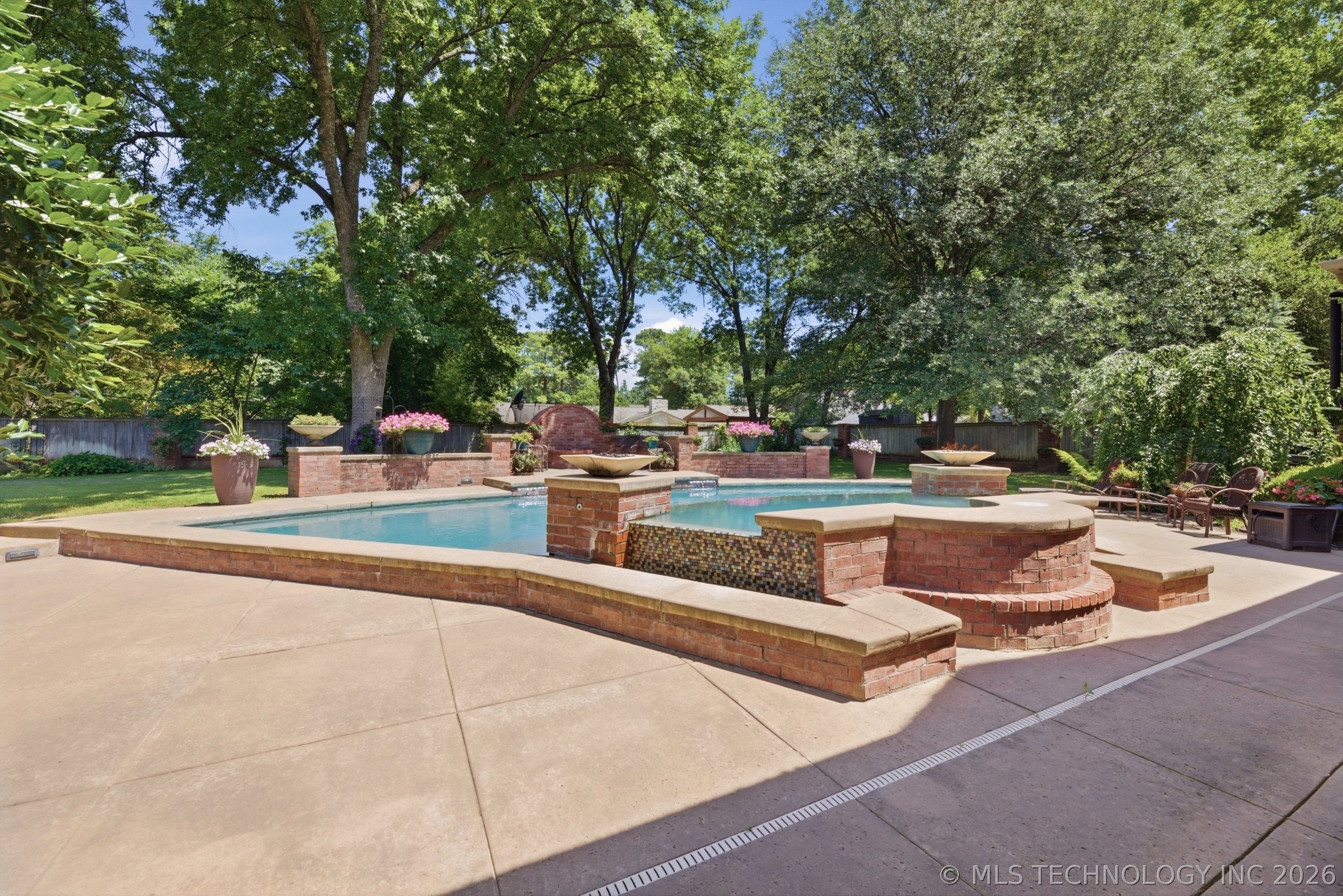 6635 E 107th Street Tulsa OK 74133