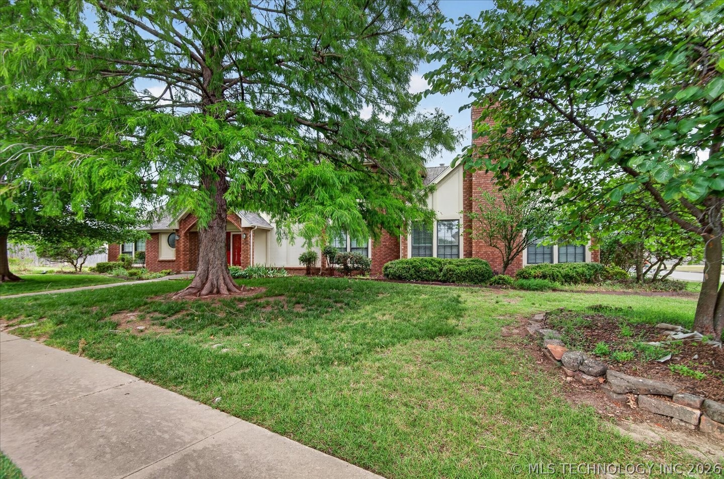 3116 Camelot Drive Bartlesville OK 74006