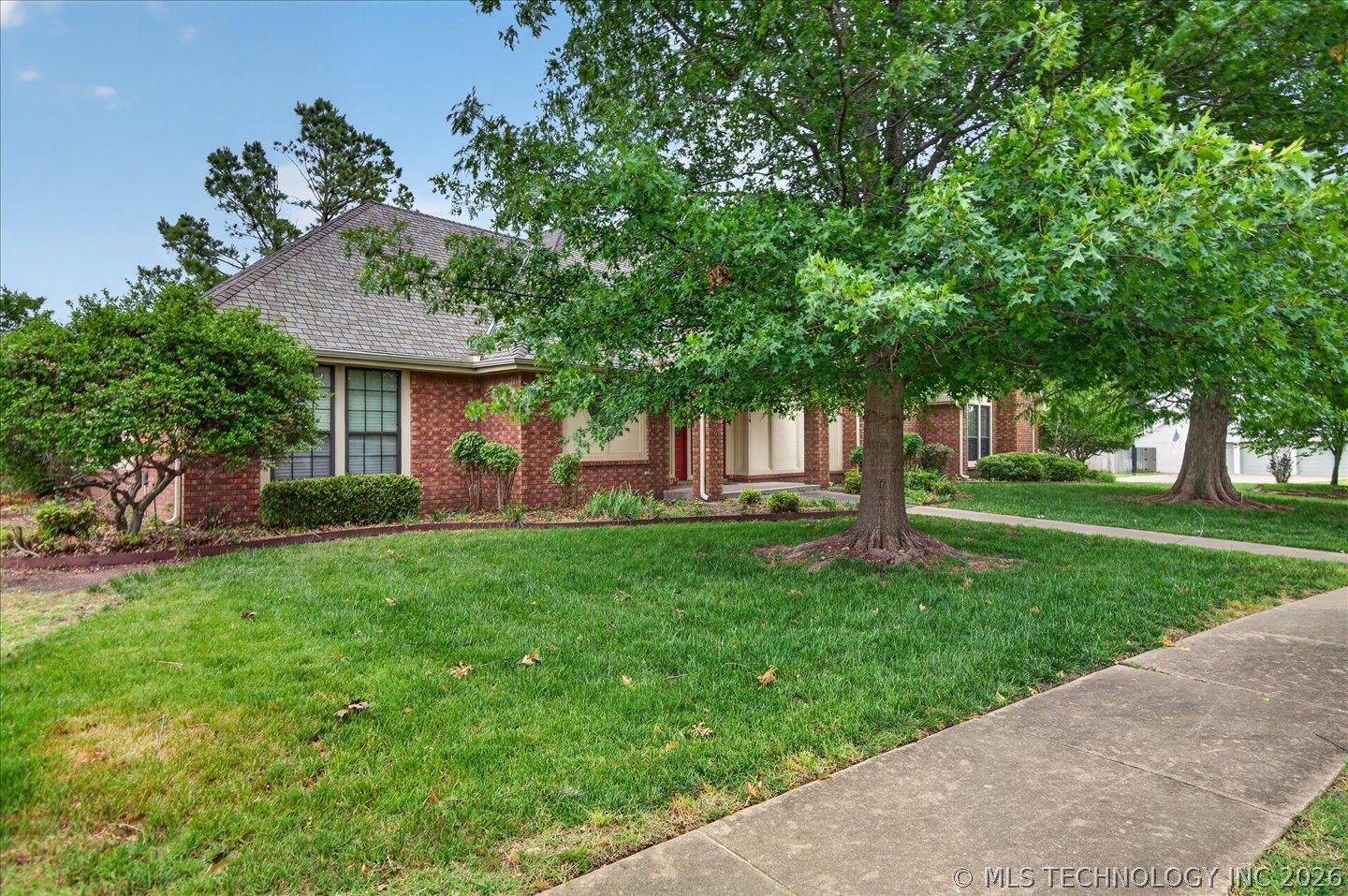 3116 Camelot Drive Bartlesville OK 74006