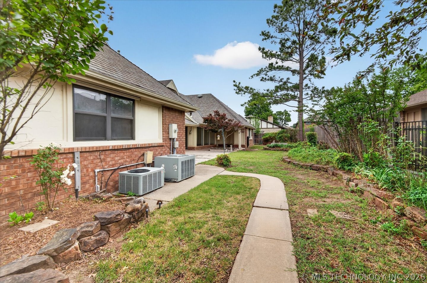 3116 Camelot Drive Bartlesville OK 74006