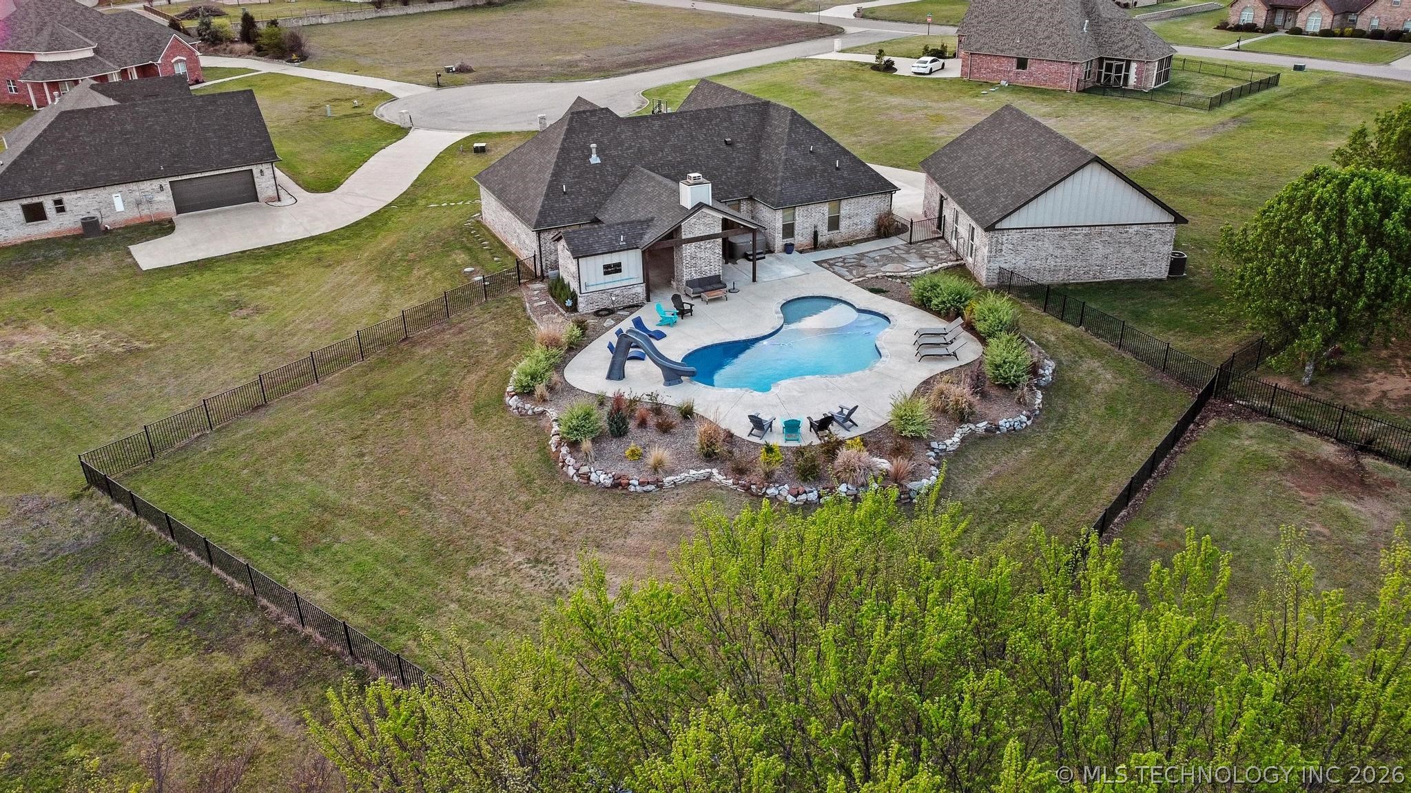 40 Shekinah Calera OK 74730