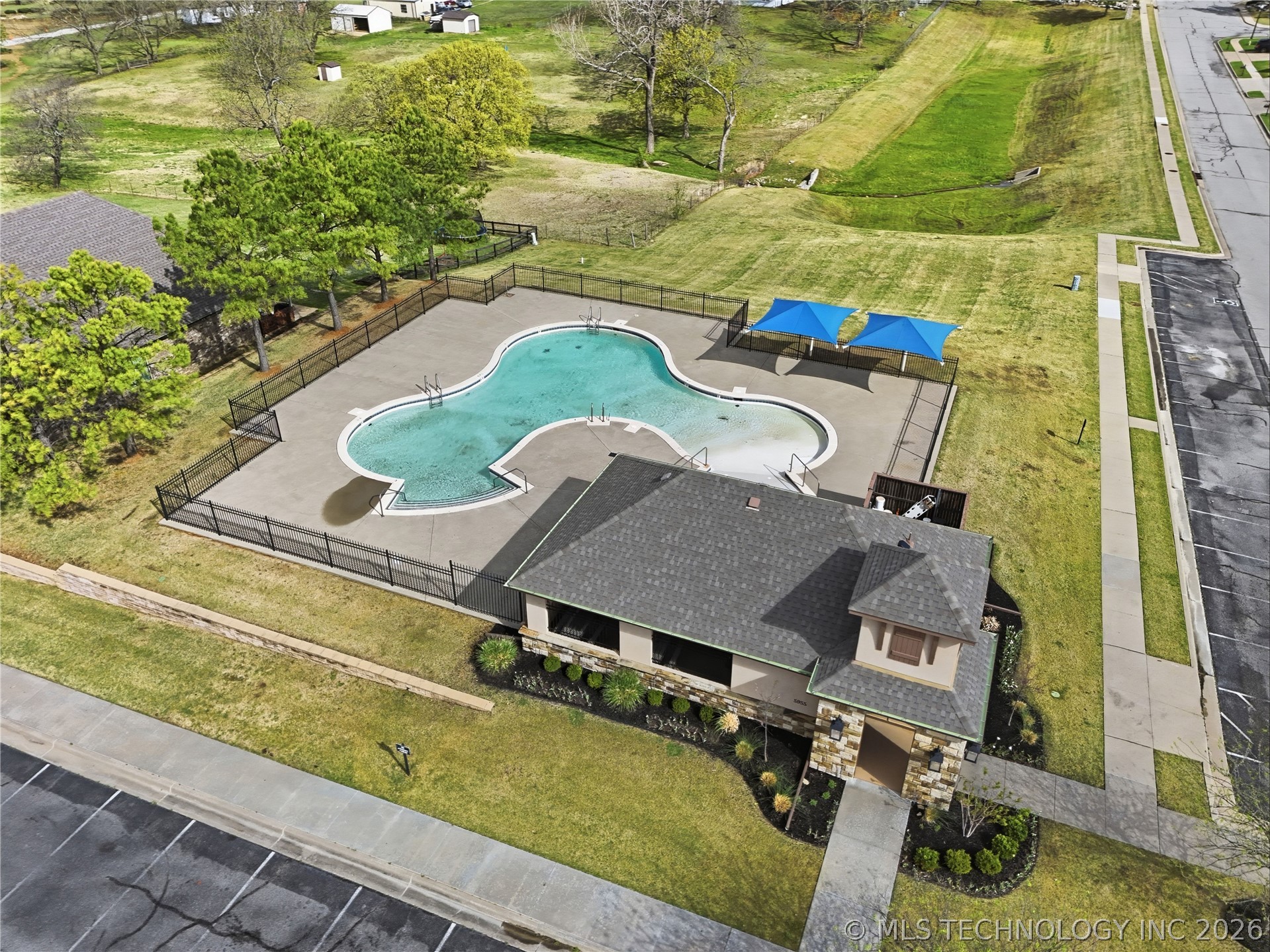 5758 E 143rd Street S Bixby OK 74008