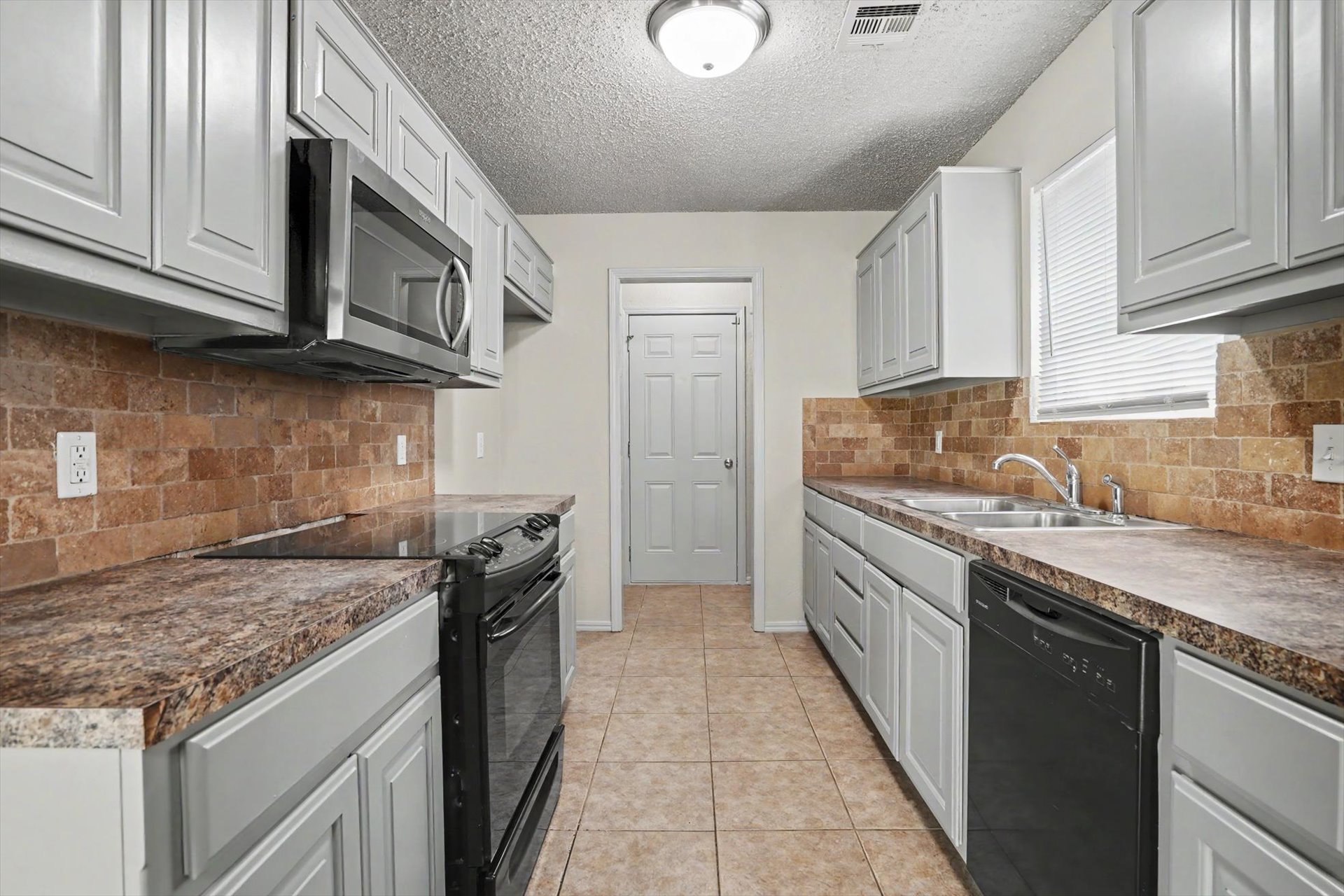 3346 S 141st East Avenue Tulsa OK 74134