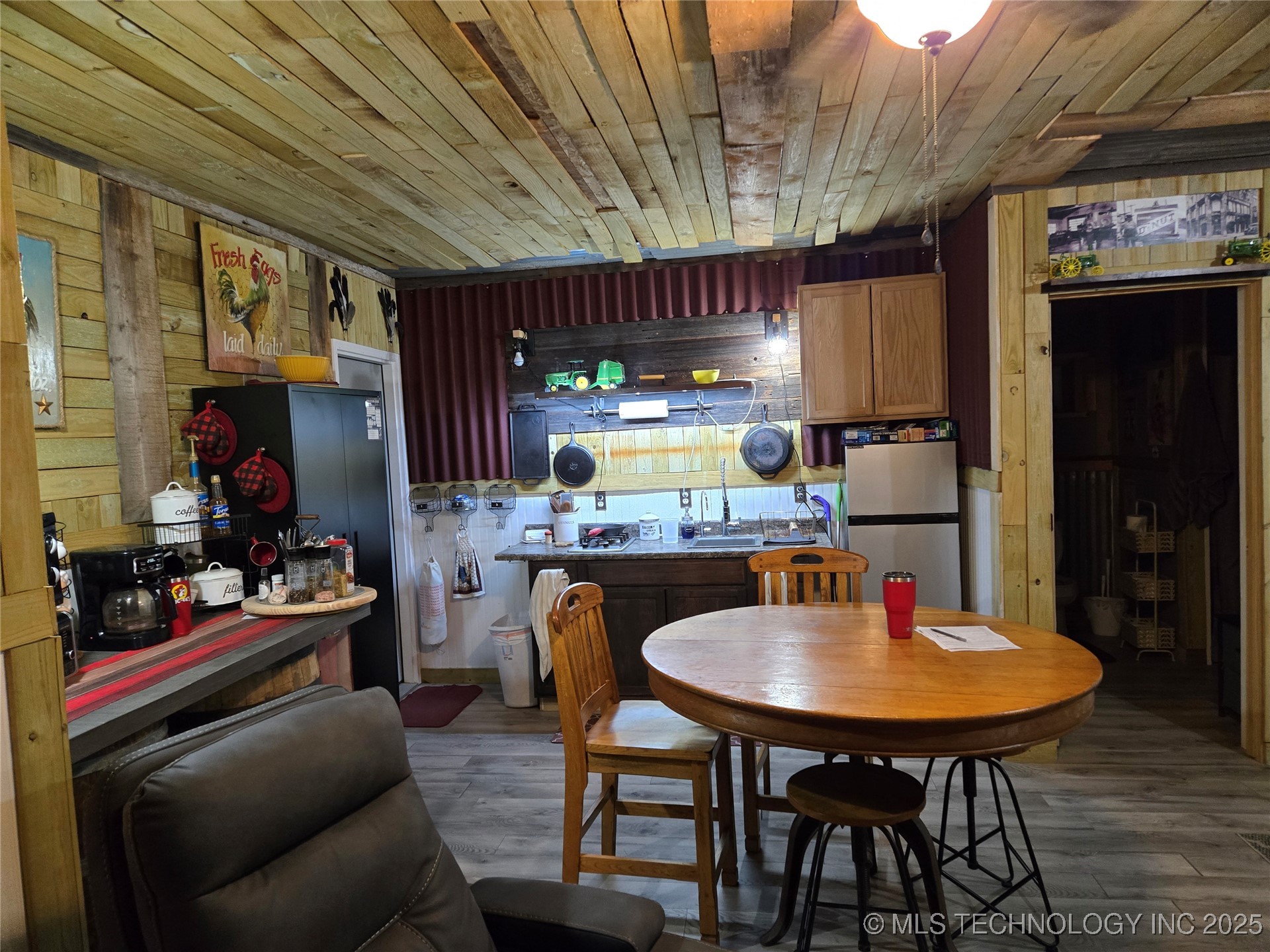 4251 Norfolk Avenue Beggs OK 74421