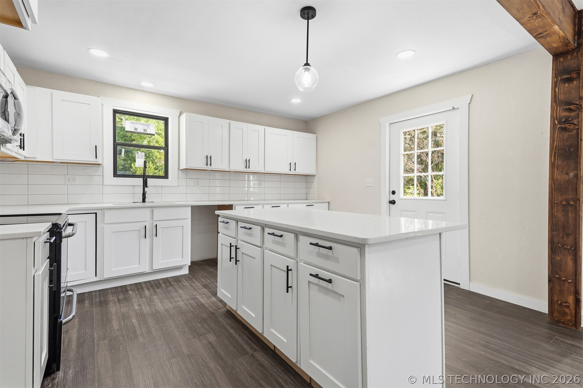114 E Vinita Sulphur OK 73086