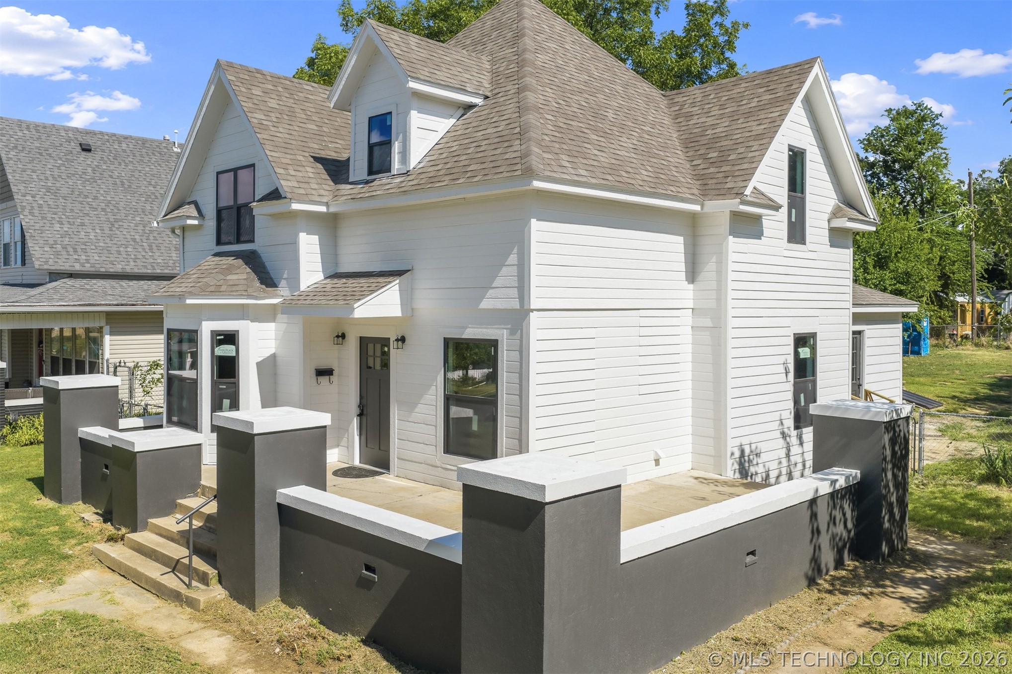 114 E Vinita Sulphur OK 73086
