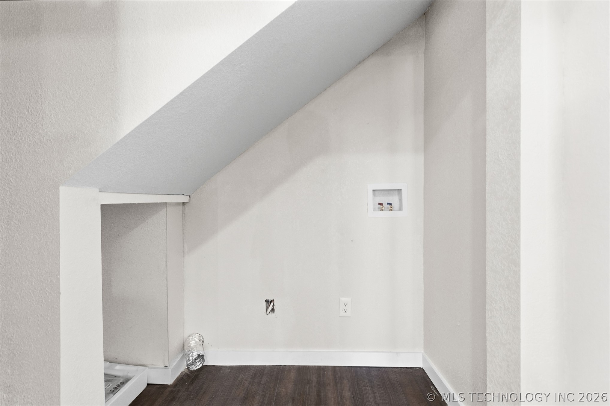 114 E Vinita Sulphur OK 73086