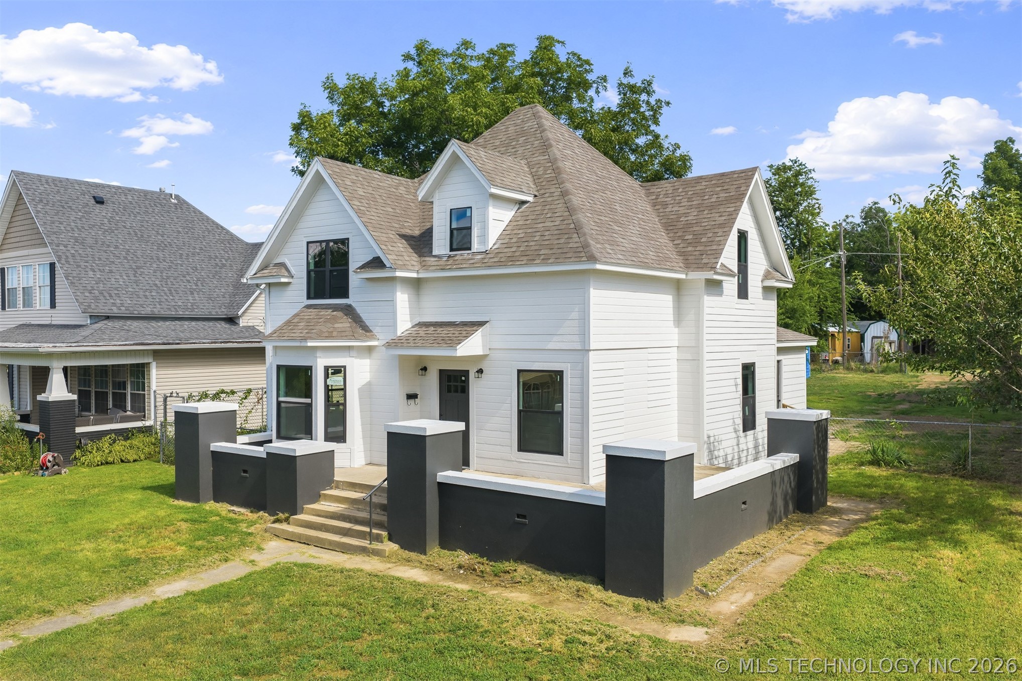 114 E Vinita Sulphur OK 73086