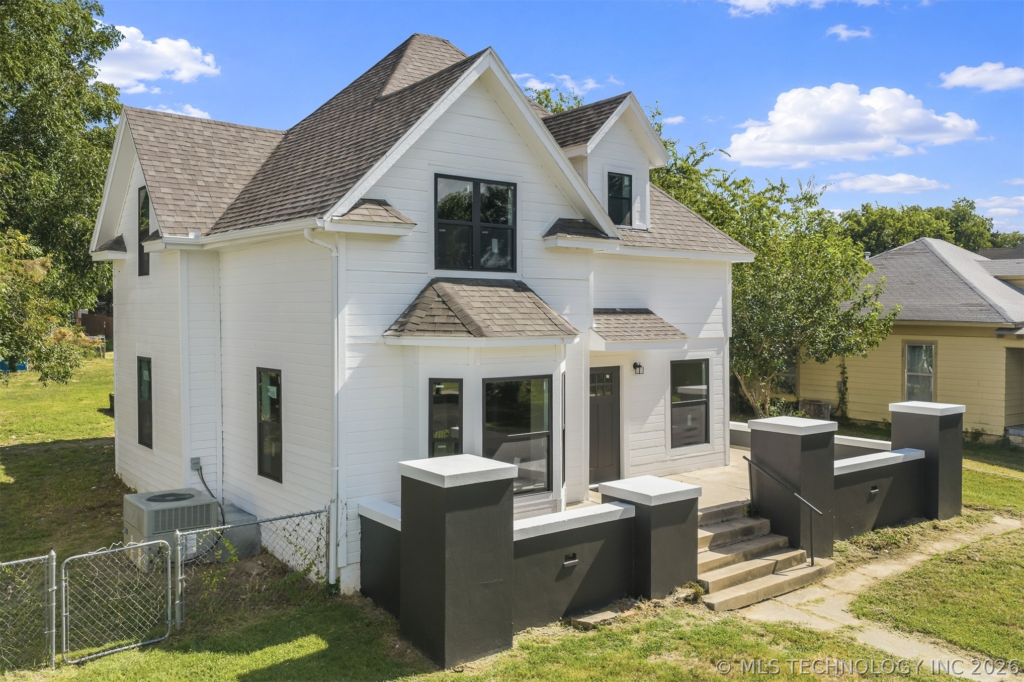 114 E Vinita Sulphur OK 73086