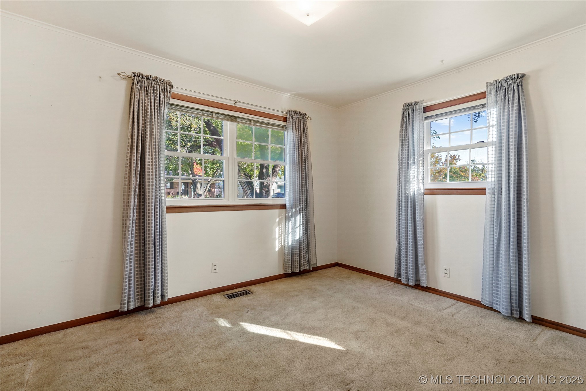 11465 E 4th Place Tulsa OK 74128