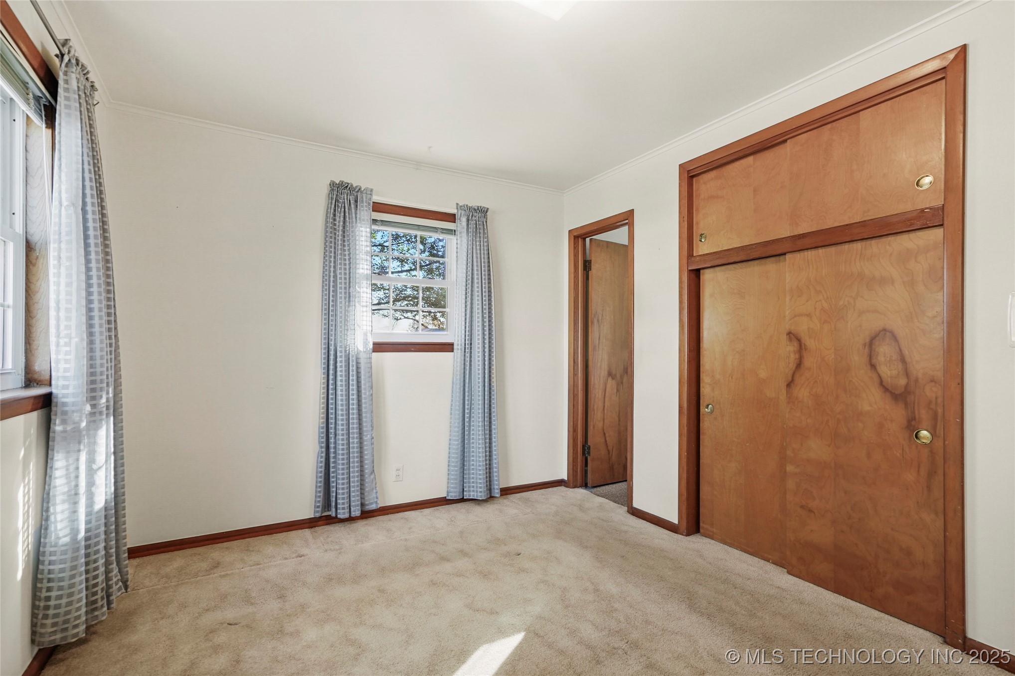 11465 E 4th Place Tulsa OK 74128