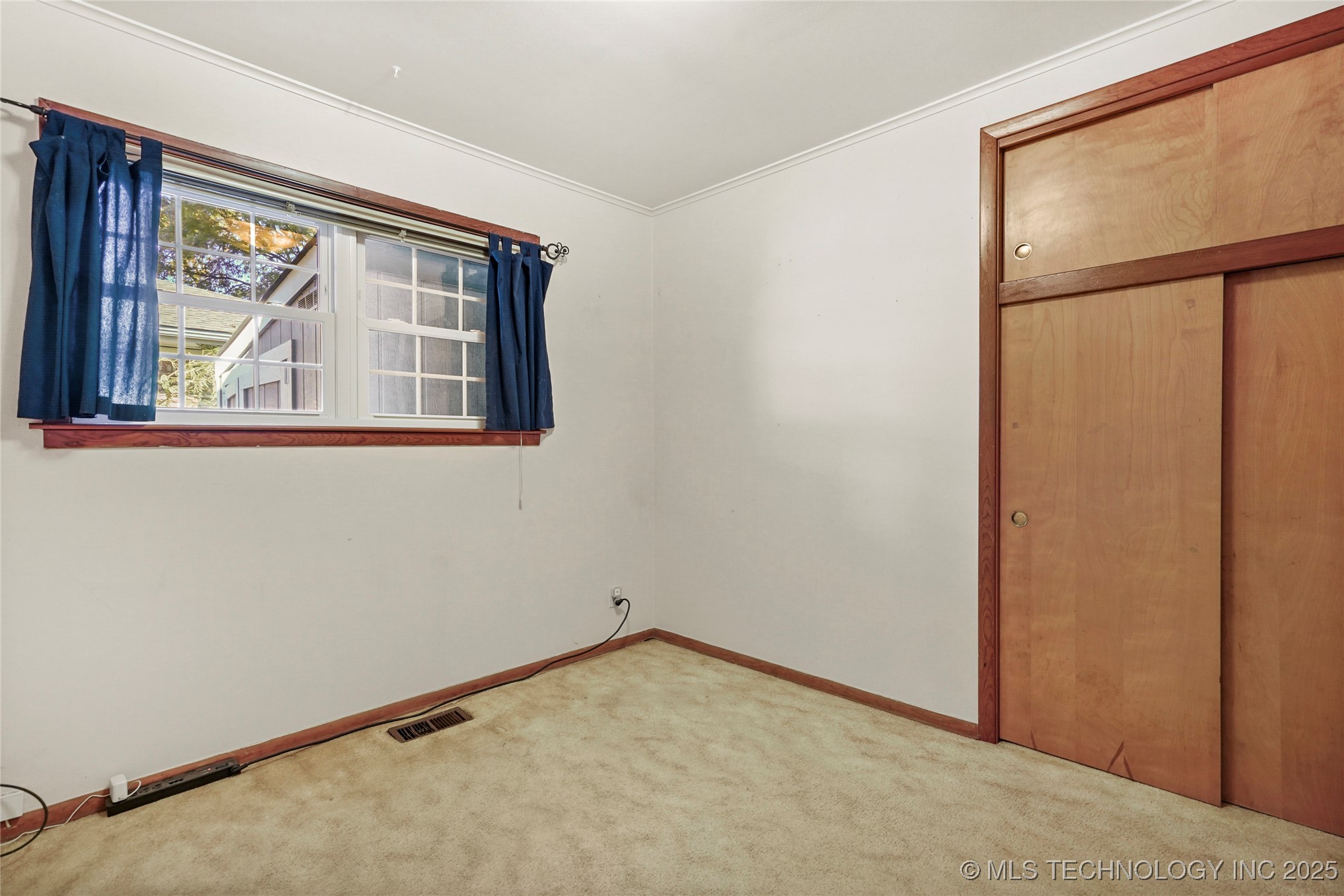 11465 E 4th Place Tulsa OK 74128