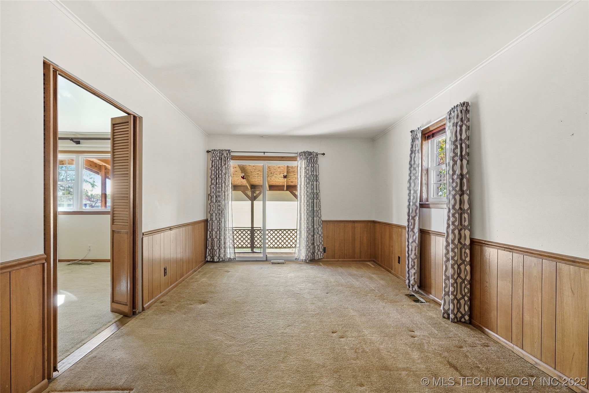 11465 E 4th Place Tulsa OK 74128