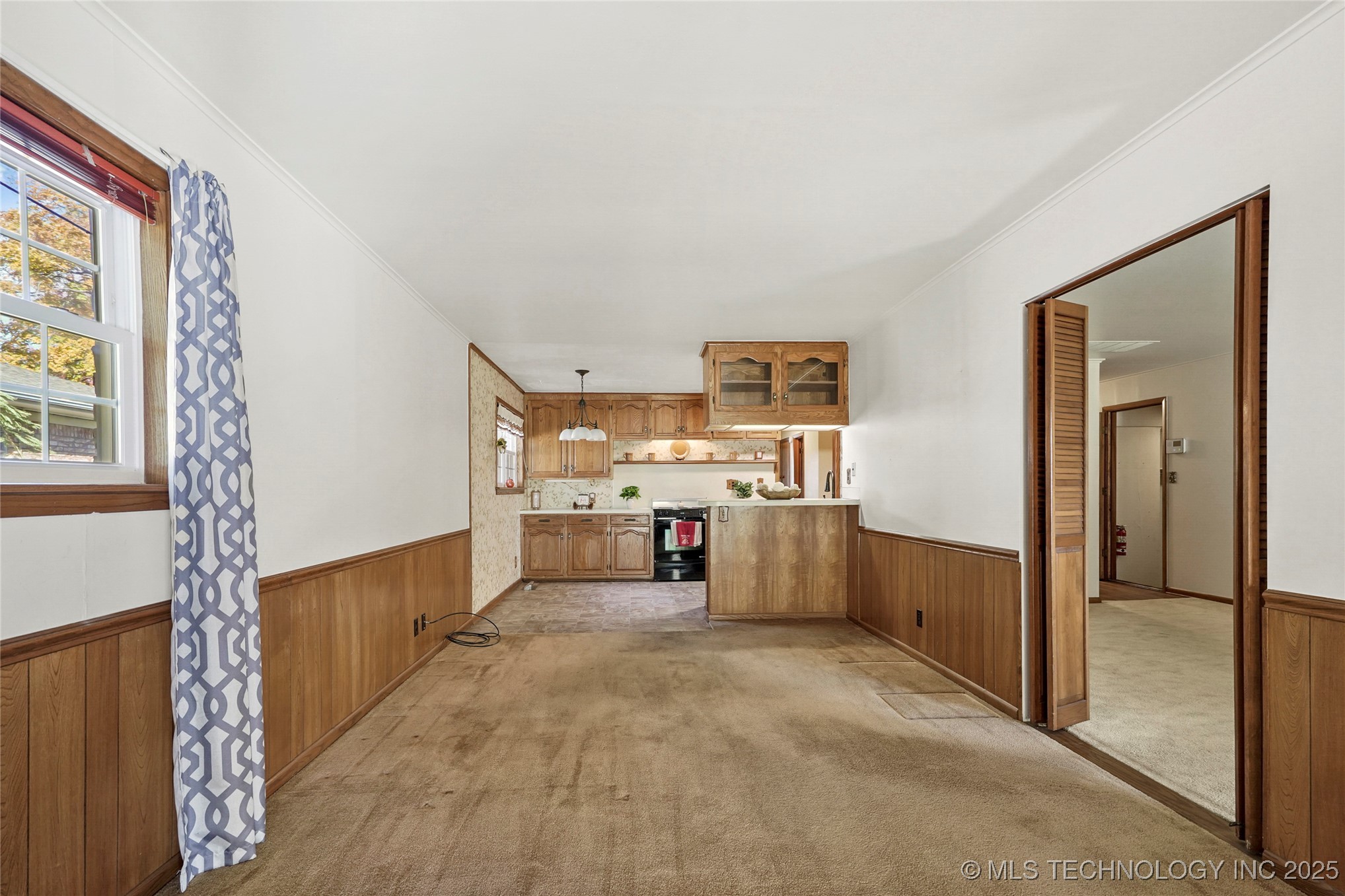 11465 E 4th Place Tulsa OK 74128