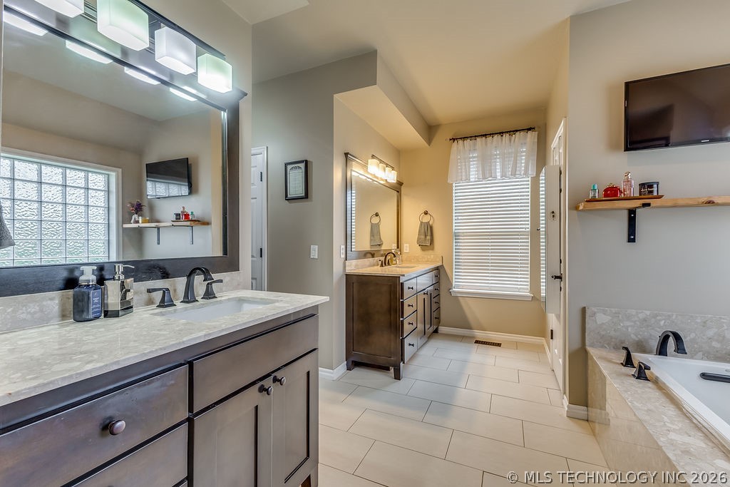 16041 S 297th Eastavenue Coweta OK 74429