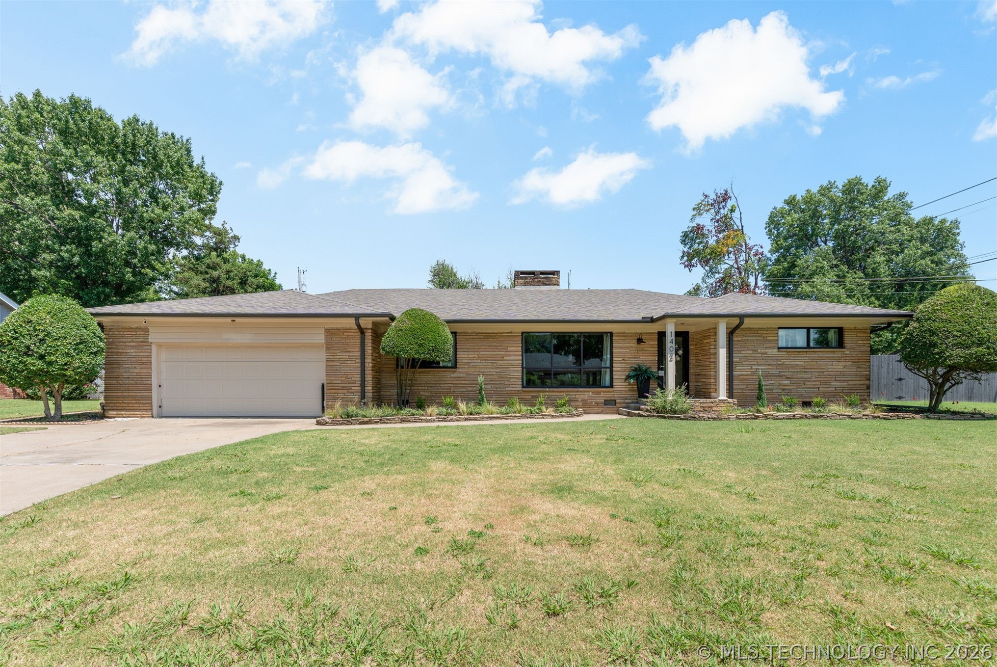 1402 N Louisville Avenue Claremore OK 74017