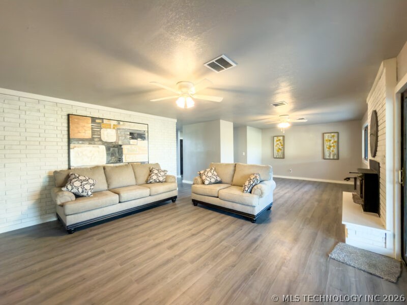 152 W Hereford Lane Mcalester OK 74501