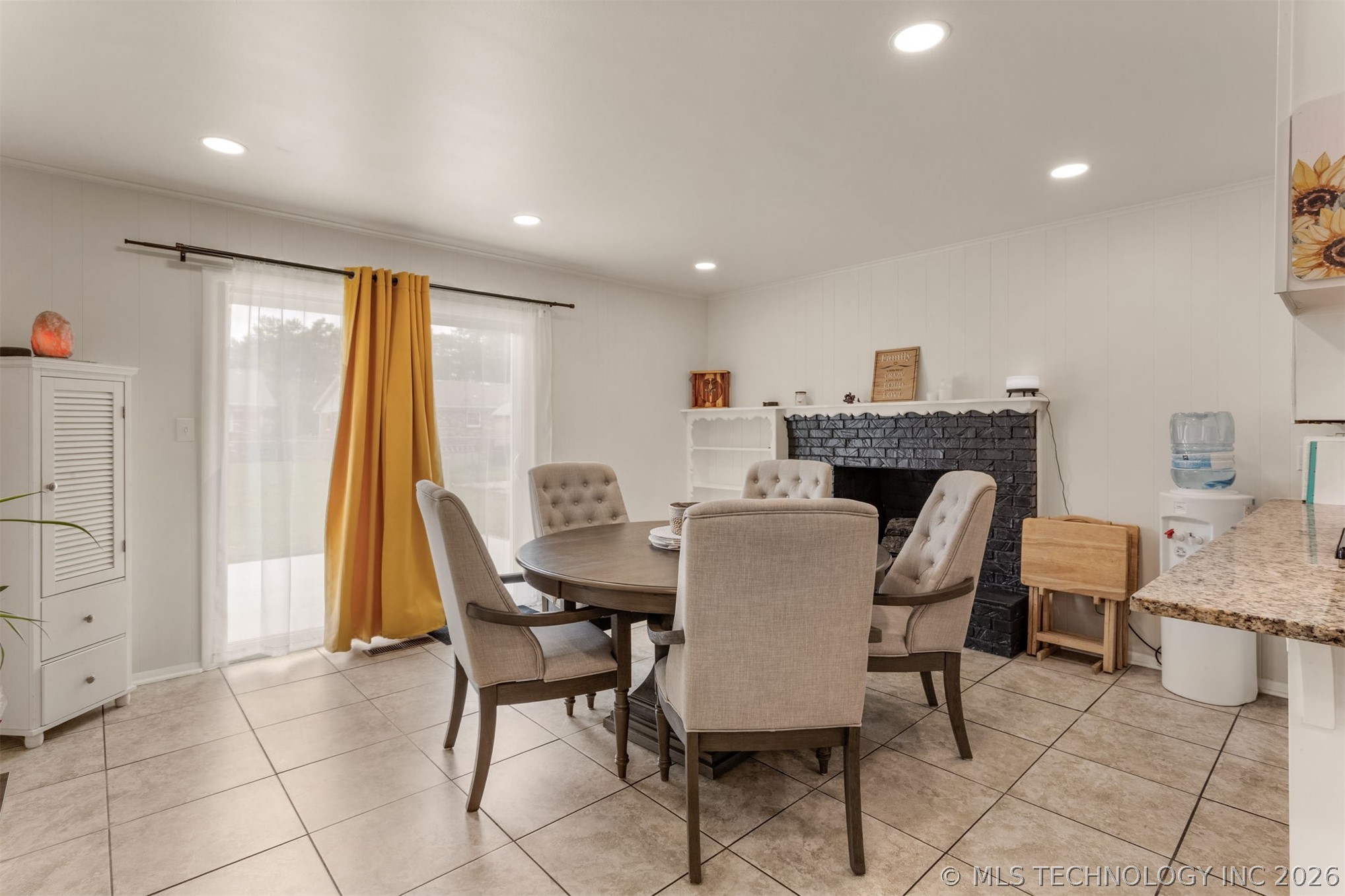 2416 S Hickory Avenue Broken Arrow OK 74012