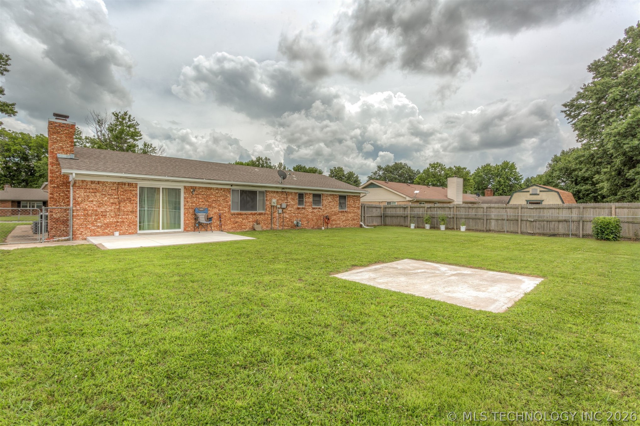2416 S Hickory Avenue Broken Arrow OK 74012