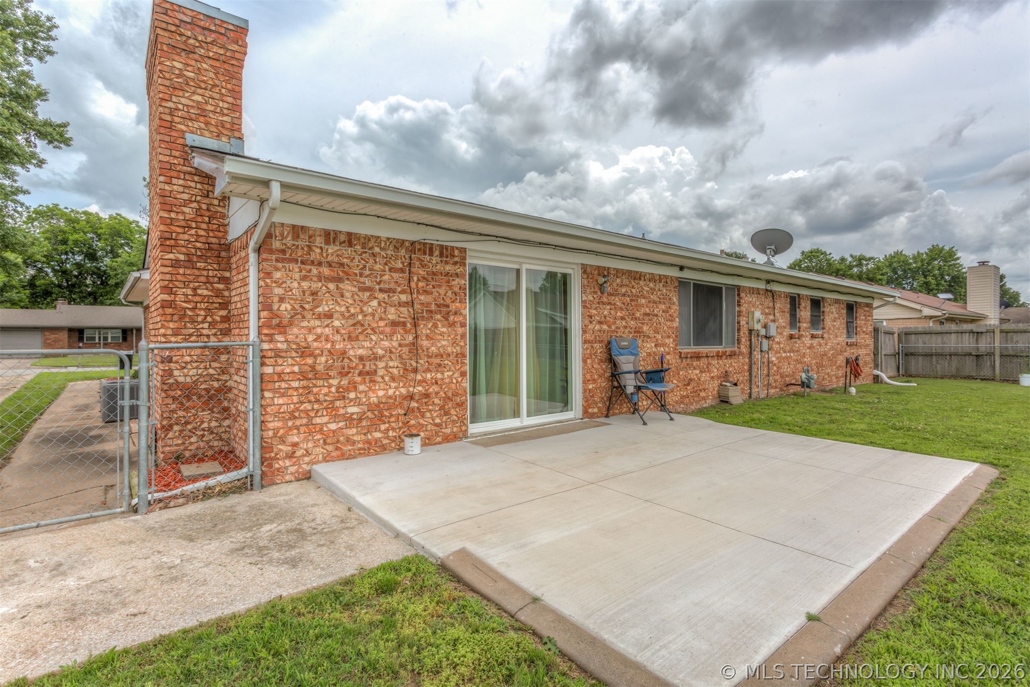 2416 S Hickory Avenue Broken Arrow OK 74012