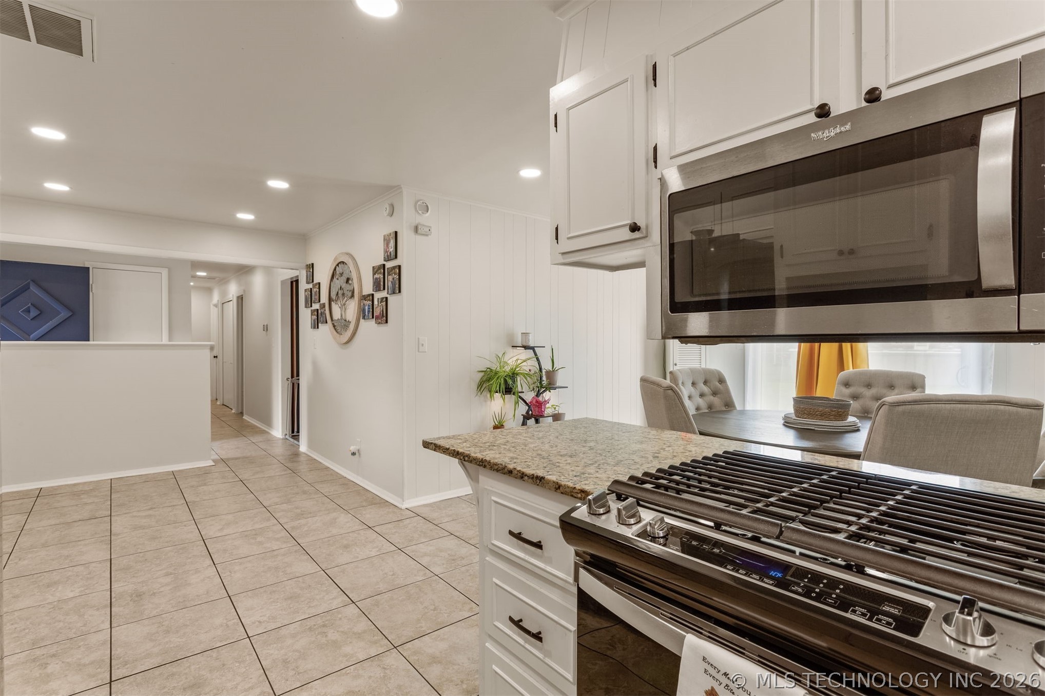 2416 S Hickory Avenue Broken Arrow OK 74012