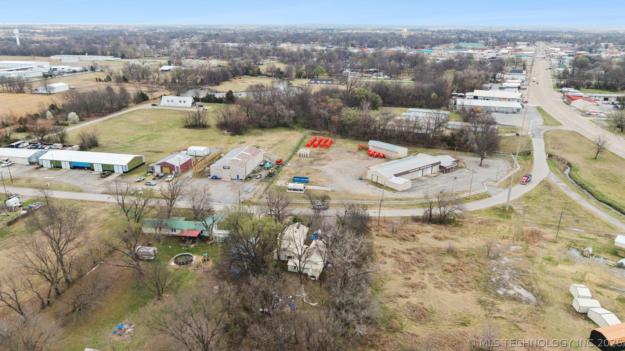 404 N Maple Pryor OK 74361