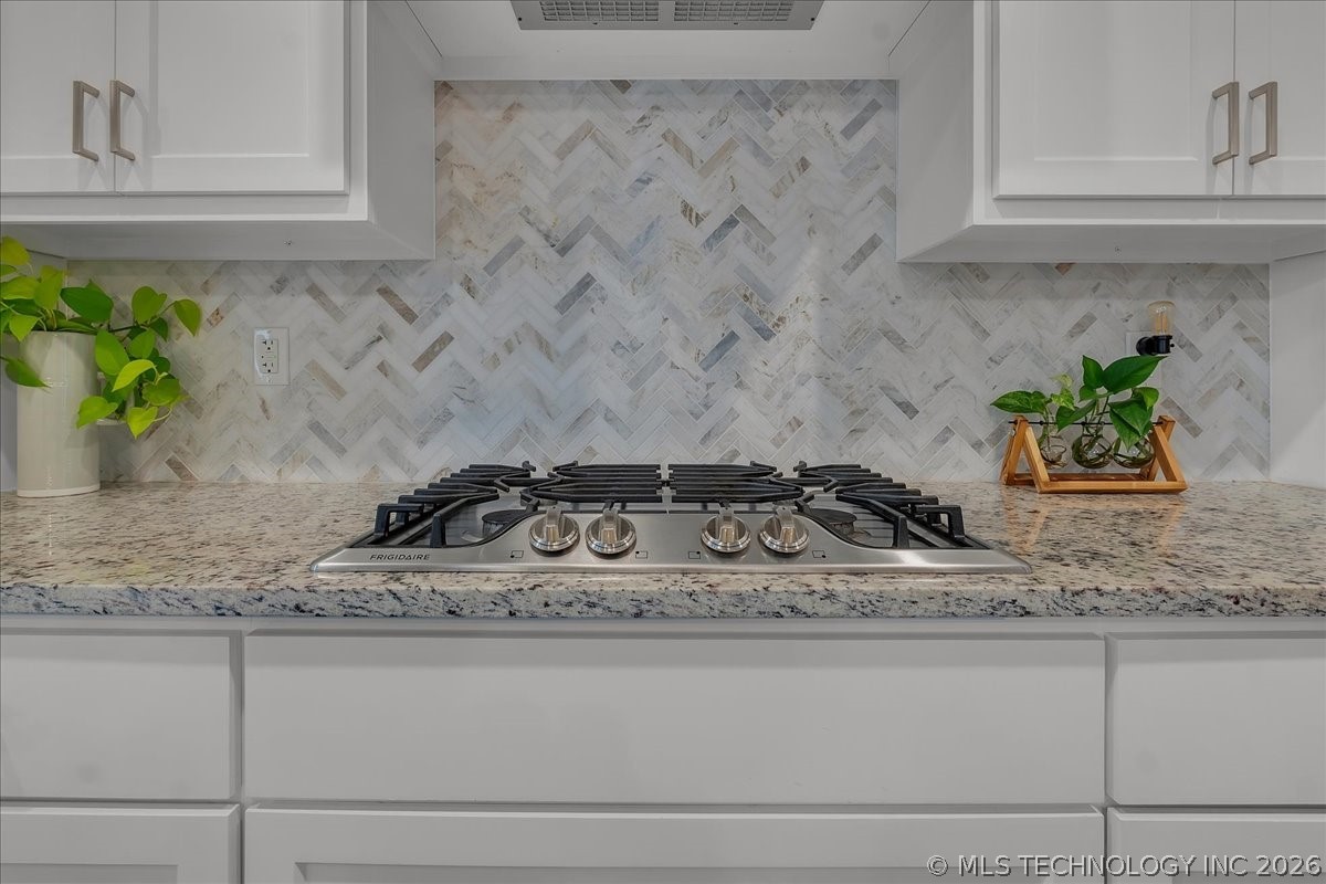 2812 E 102nd Place Tulsa OK 74137