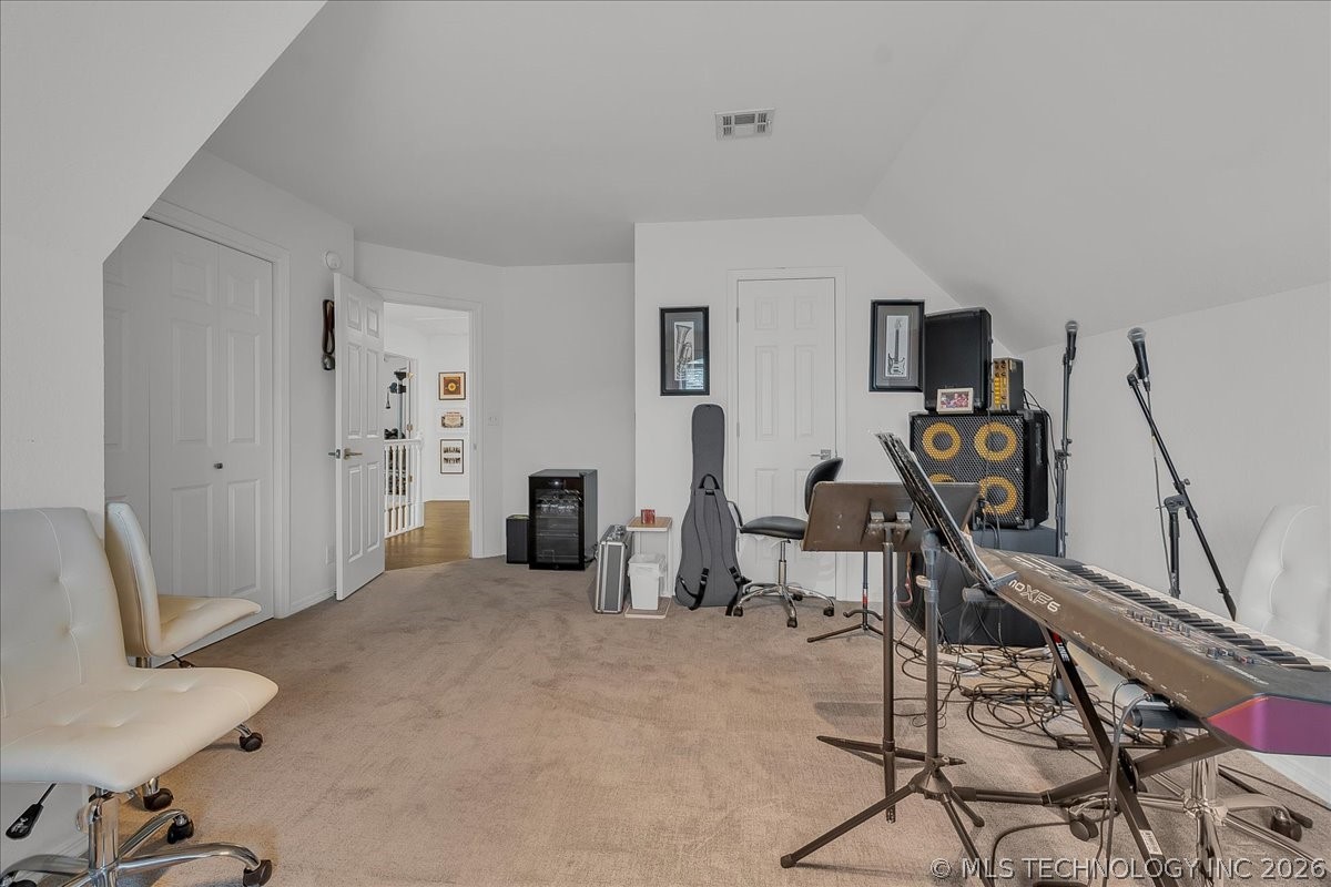 2812 E 102nd Place Tulsa OK 74137